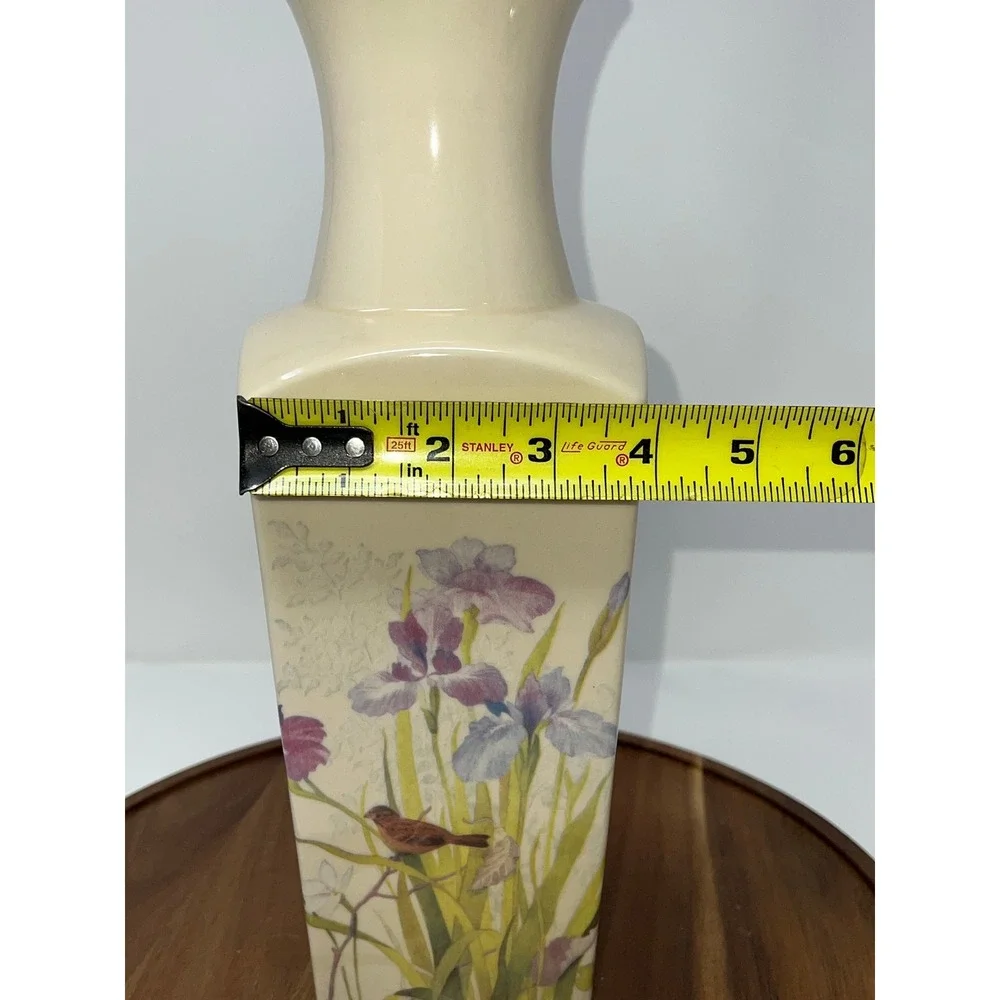 Vintage Japan Iris Bird Vase Cream Gold Trim Decorative Tabletop Display